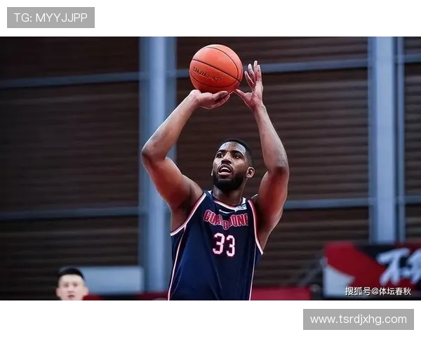 贾森加盟CBA天津队与足球话题
